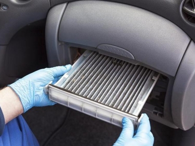 Các bước vệ sinh lọc gió máy lạnh ô tô