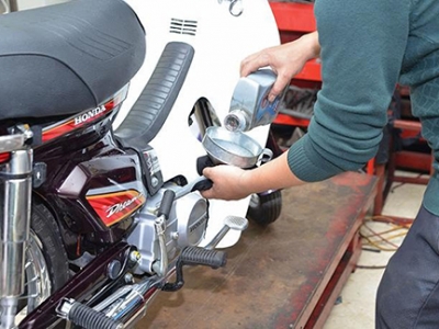 Cách chọn dầu nhớt xe máy phù hợp tại Việt Nam